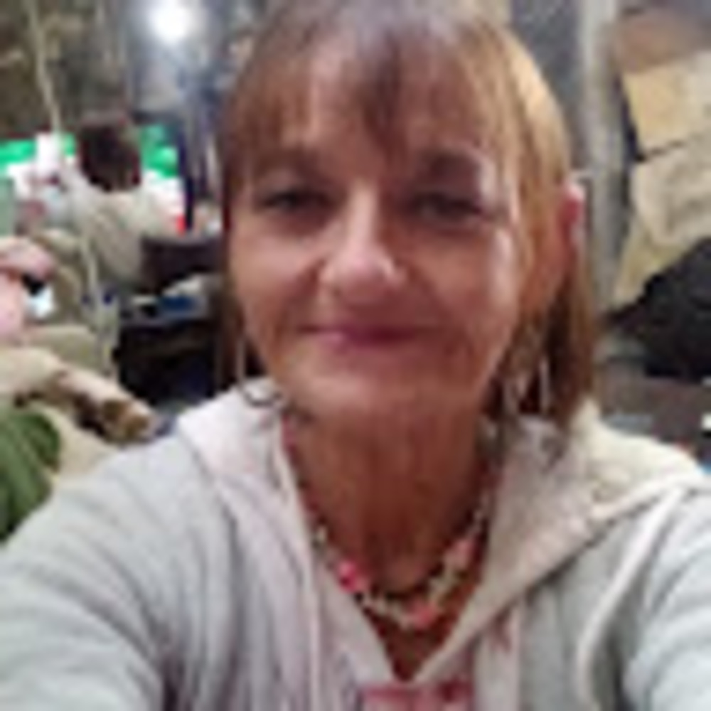Meet your Posher, Stacy